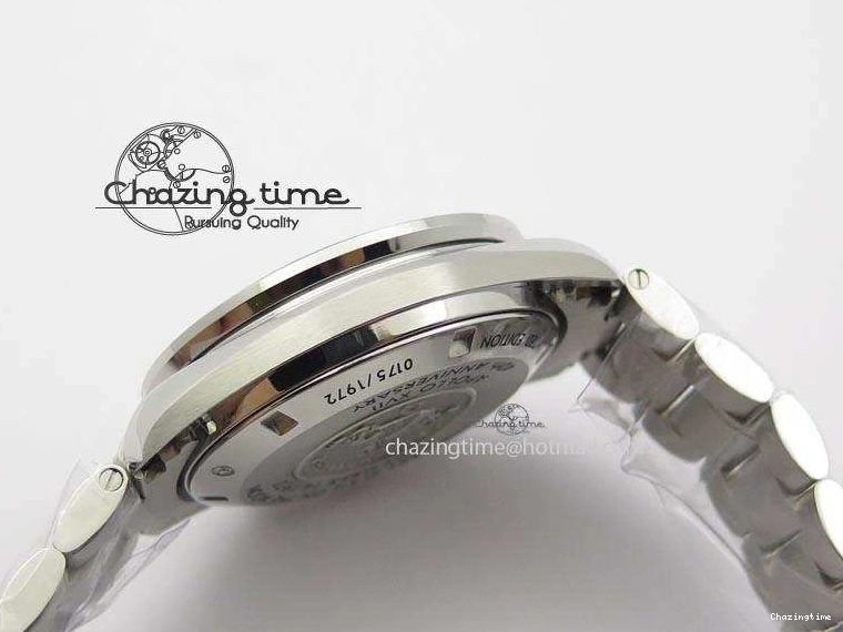 0206 Modern Speedmaster Apollo XVII Gray Dial On SS Bracelet Manual Winding Chrono Movement 8223